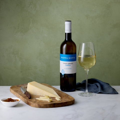 Pinot Grigio & Asiago